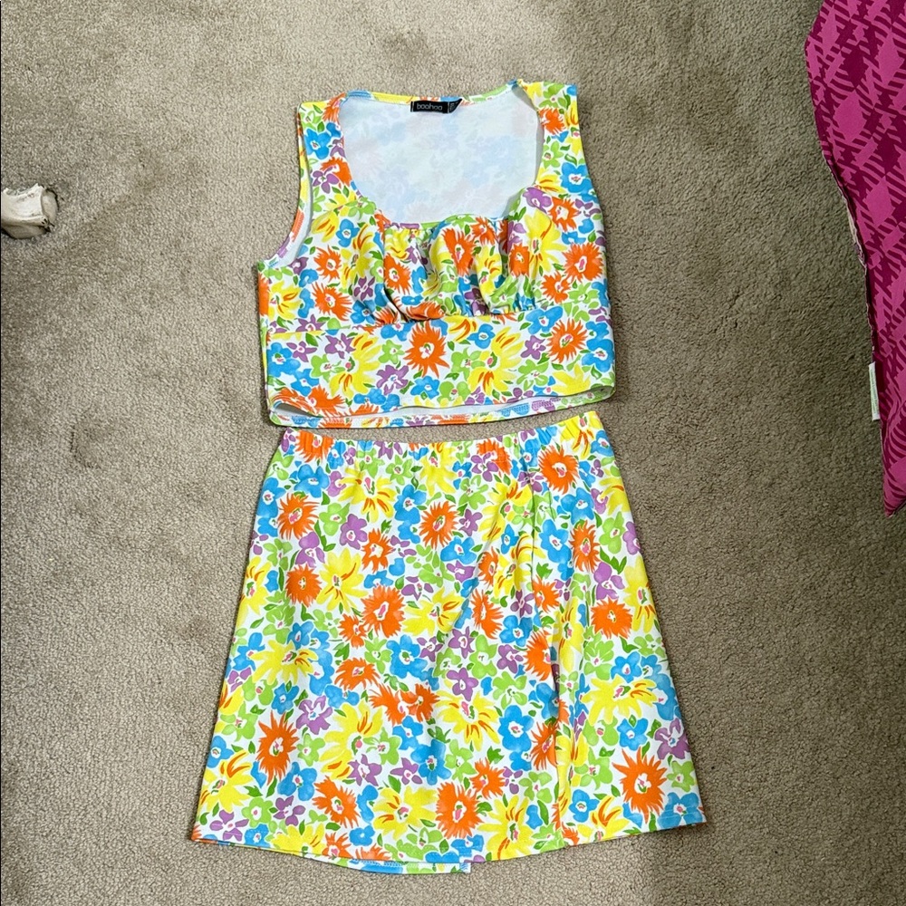 Boohoo Colorful Floral Dress Set